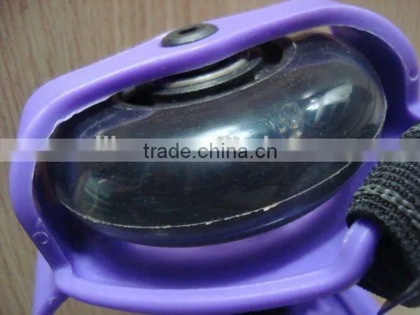 Plastic Heavy Duty Skates With Led Light photo-3