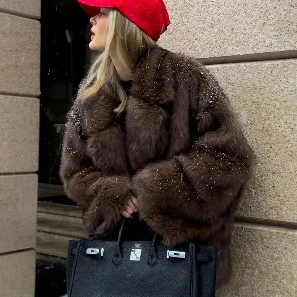 2025 Autumn Winter Fashionable Faux Fur Coat With Lapel Collar for Women – Wholesale Manufacturer photo-3