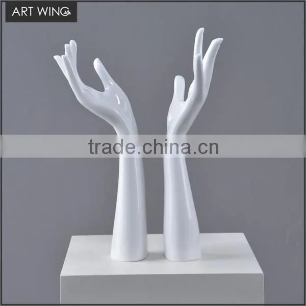 Male Mannequin Manikin Jewellary Display Resin Hands for Sale Supplier's Choice photo-2