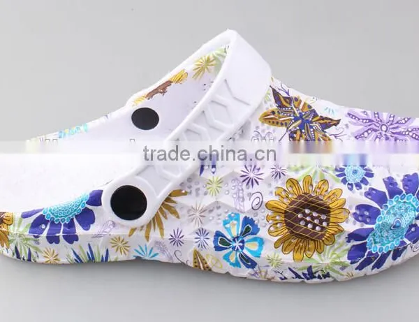 2016 JinJiang Factory New Design Water Transfer Printing EVA Clogs Women EVA Garden Shoes photo-2
