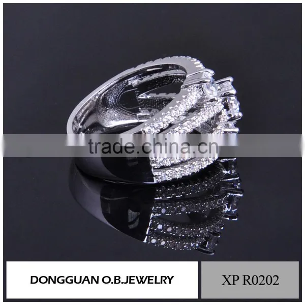 Brass Material Jewelry Ring Clear Zircon Stone Finger Ring Holder photo-3