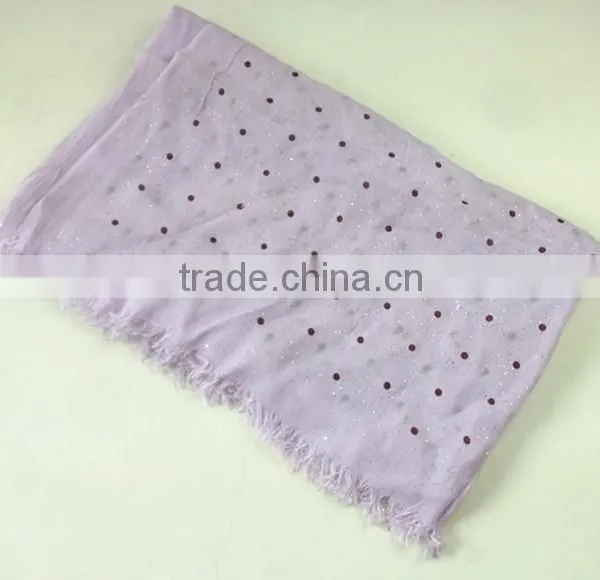 2015 100%polyester Pretty Design Glittering Scarf photo-2