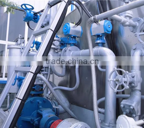 Dongfeng 6000liters Small Bitumen Distributor Truck Sale photo-6