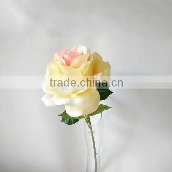 Chinese Wholesale Artificial Red White Rose Plants Sale photo-5