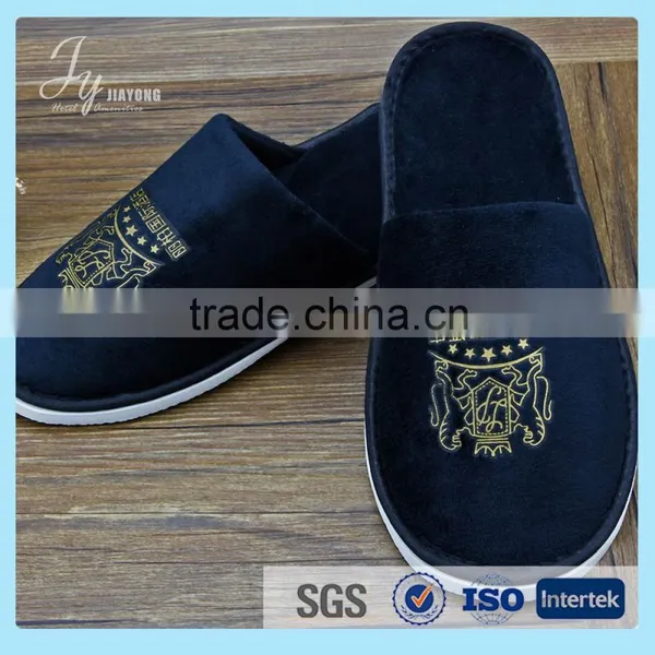 Hot Sale Beauty Hotel Plush Slipper With Embroidery Logo photo-2