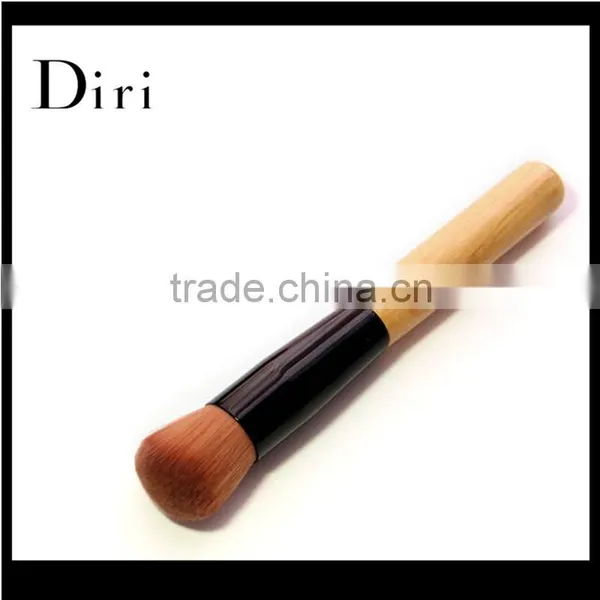 Pro Beauty Stylish Foundation Brush in Cosmetic Puff photo-2