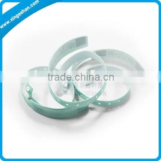 Soft PVC UHF Disposable Rfid Tag Wristband for Access Control