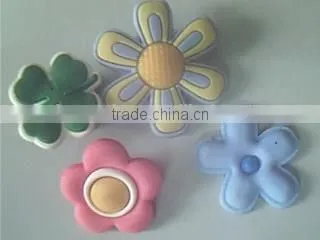 China Wholesale Soft PVC Shoe Button Buckles photo-2