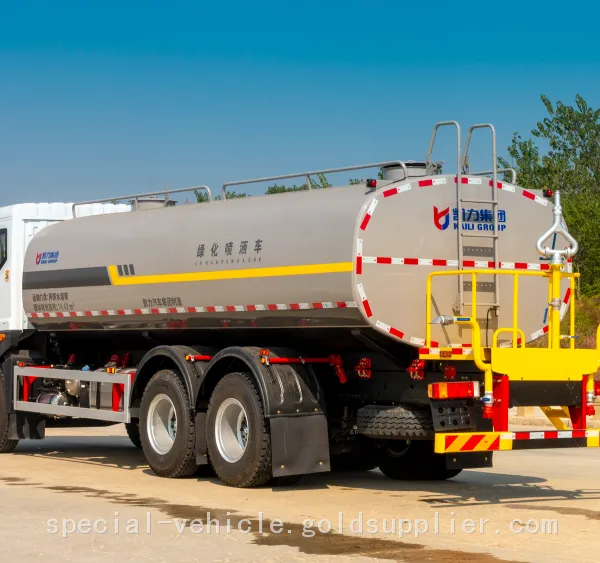Spot Supply of High-quality Sprinkler Dust Truck With Large Water Storage Capacity for Construction Site Dust Reduction photo-3