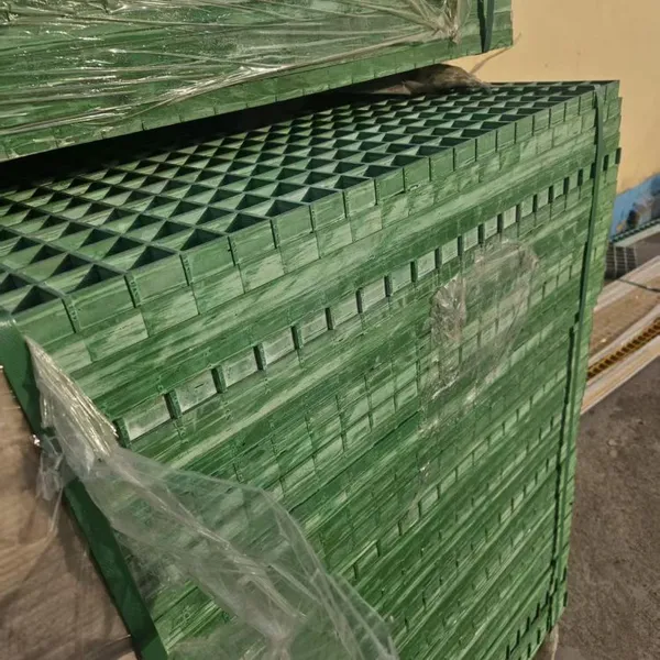 Telecom Base Station FRP Grating Non Conductive Weather Resistant Equipment Platform Panel