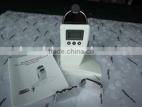 Mini Home Use Galvanic Electrical Facial Machine With 3 Optional Heads LCD Display Design photo-4