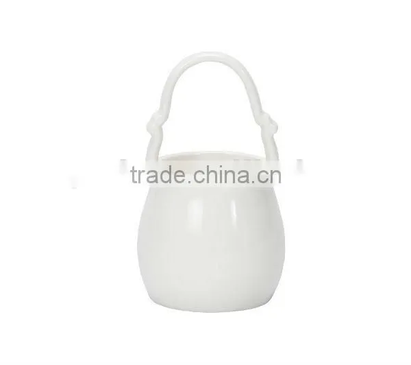 2013 Ceramic Vase