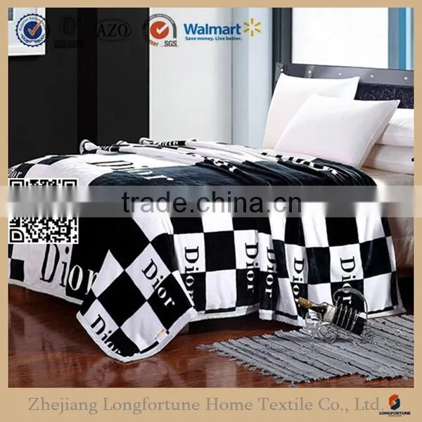 Manufactory Wholesale Home Designs Home Textile Thick Coral Fleece Blankets Cheap Totoro Blanket photo-5