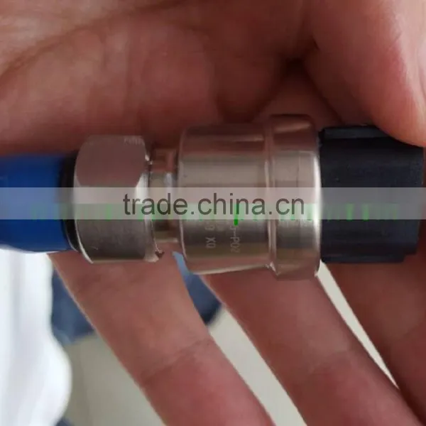 SH210-5 Excavator Hydraulic Pump Sensor Low Pressure Sensor photo-2