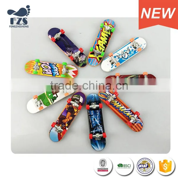 HSJ244 New Arrival Mini Finger Skateboard Toy Alloy Skateboard photo-2