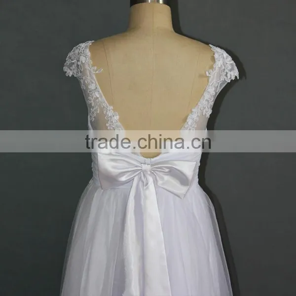 Customized New Design Backless Sexy Wedding Dress photo-6
