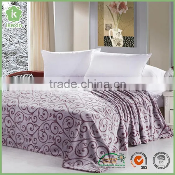 Promotion Gift Wholesale China Flannel Micro Fiber Blanket photo-6