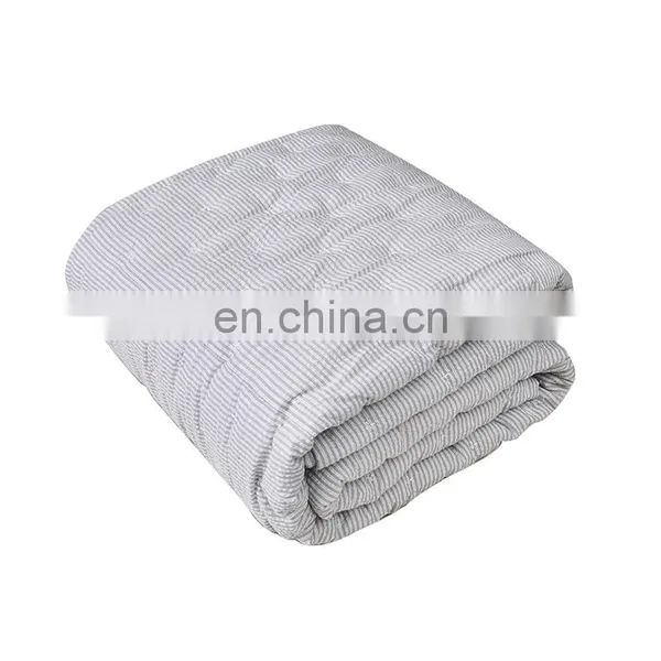 Exhibitor Canton Fair on Line Live Show Home Textile Stripe Polycotton With Ponpon Comforter Bedding Set With Pillow photo-2