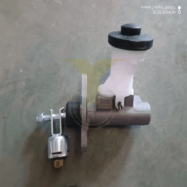 31410-35360 Clutch Master Cylinder Fit Hilux Automotive Clutch System Parts photo-3