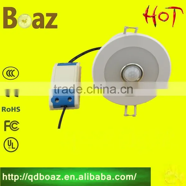 Surface Mounted Ceiling Led Puck Light photo-2