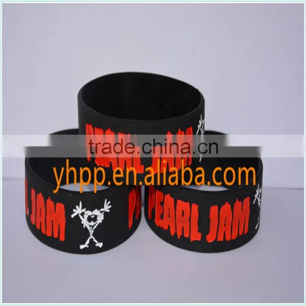 Custom Pearl Jam Silicone Debossed Wristband Bracelet For Music Fans photo-2