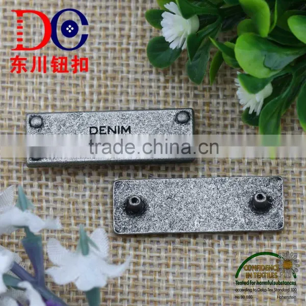 High Quality 2 Holes Engraved Brand Logo Metal Label Metal Plate for Clothing photo-3