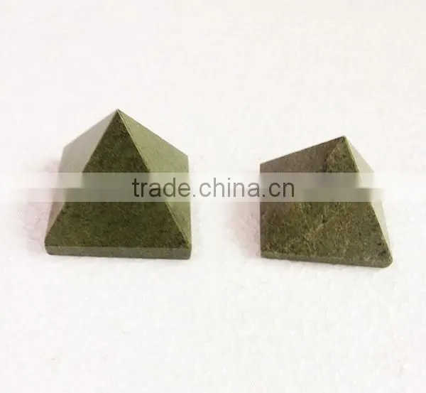 Wholesale Grass Jasper Pyramids : Wholesale Gemstone Pyramids photo-2