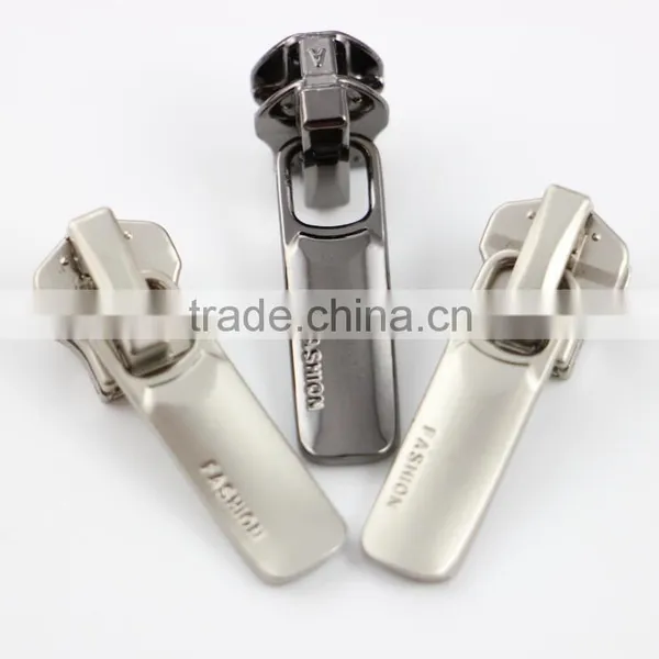 Professional Fashion Plastic Metal Zipper Slider Wholesale OEM Zipper Slider photo-6