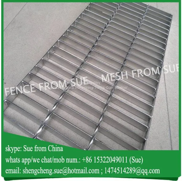 Galvanized Steel Grating Fence Metal Safety Grating photo-2