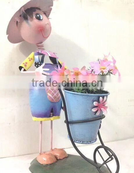 2015 Newest Design Girl Boy Garden Decoration Metal Girl Flower Pot Metal Bog Flower Pot Metal Flower Pot photo-3
