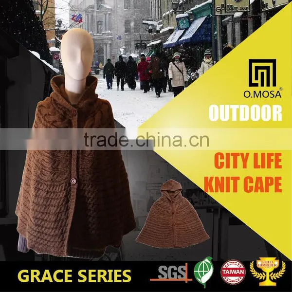 OM3235 Apparel Sweaters 3G_6GCH01 Alpaca Cross Cable City Knit Cape photo-5