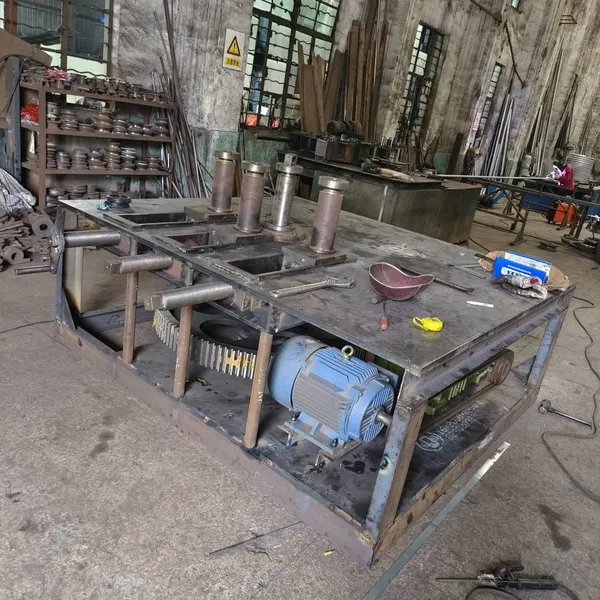 Pipe Forming Machine, Manufacturer of Semi-circular Pipe Processing Machinery, Semi-circular Pipe Forming Machine, External Semi-pipe Processing Machinery