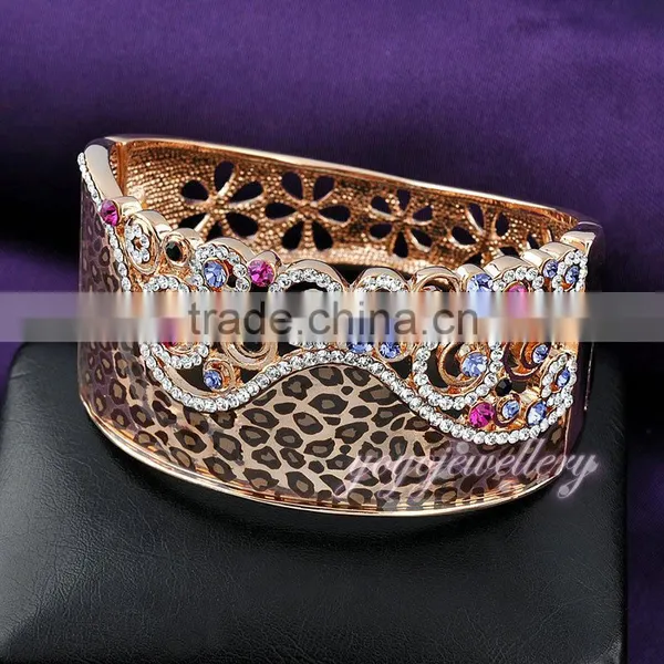 2015 Wholesale Latest Crystal Rose Gold Love Copper Rhinestone Bangle photo-2
