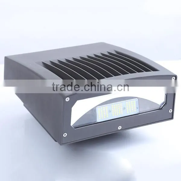 High Power LED Flood Lamp Housing ADC12 IP65 Aluminum Light Fixture photo-2