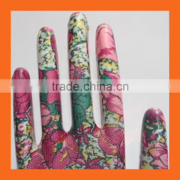 Multi Floral Print Poly Garden Gloves With Clear Nitrile Coating photo-2
