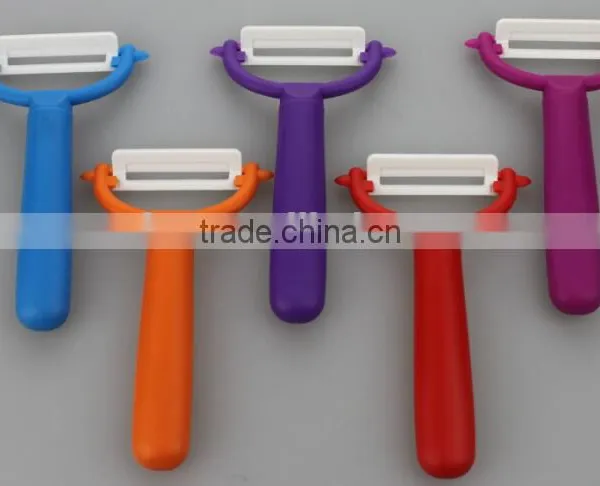 CP14 Hot Sale High Quality Ceramic Blade Vegetable Peeler photo-5