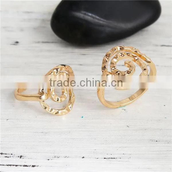 Custom Zinc Based Alloy Unadjustable Gold Plated Spiral Wave Rings photo-3