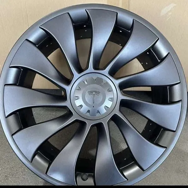 Колпаки для колес Tesla