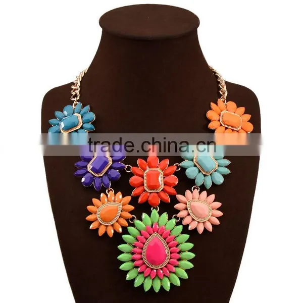 2016 Fashion And New Clear Glass Beads With Muticolor Acrylic Stone Flowers Choker Necklace photo-4