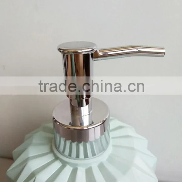 Ritzy Bathroom Accessories Set Holder 4 Pcs : Tumbler, Soap Dish, Dispenser, Toothbrush Holder photo-4