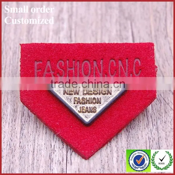 Private Embossed Yellow Logo pu Bag Shirt Label Leather photo-3