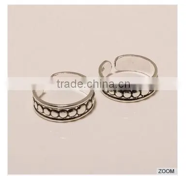 T0008-925 SOLID STERLING SILVER FINE LIGHT OXIDIZED DESIGNER DOT TOERINGS 2.96