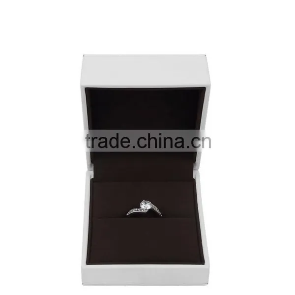 Chinese Factories Wholesale Custom Luxury Leather Ring Box, White Gift Box photo-2