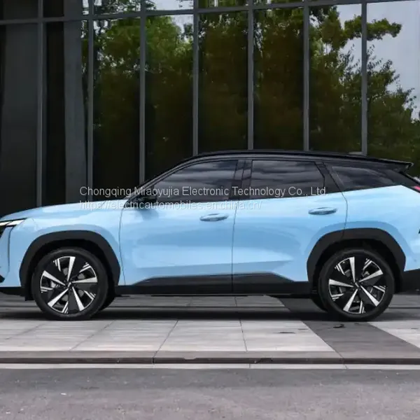 Hot Sale High Speed 2023 New Cars Geely Boyue L 1.5td 5 Seats SUV Car New Energy Car photo-4