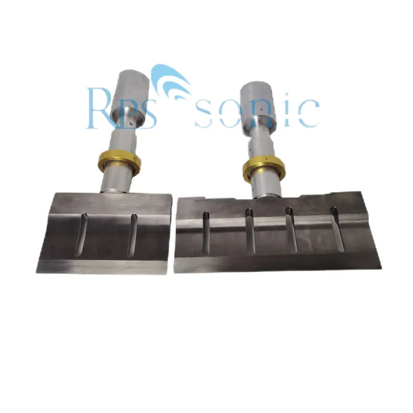 High Quality 20kHz Ultrasonic Food Cutting Machine Cake and Bread Cutter Blade Ultrasonic Dough Cutter photo-2