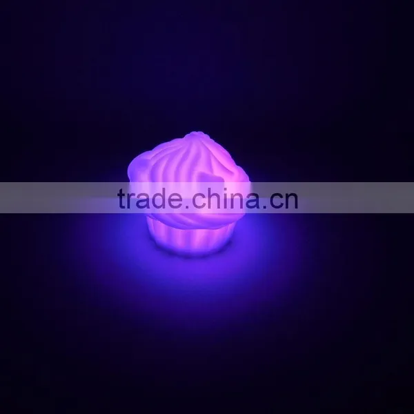 Colour Changing Led Light Toys Plastic Vinyl Icecream Shaped Toys photo-2