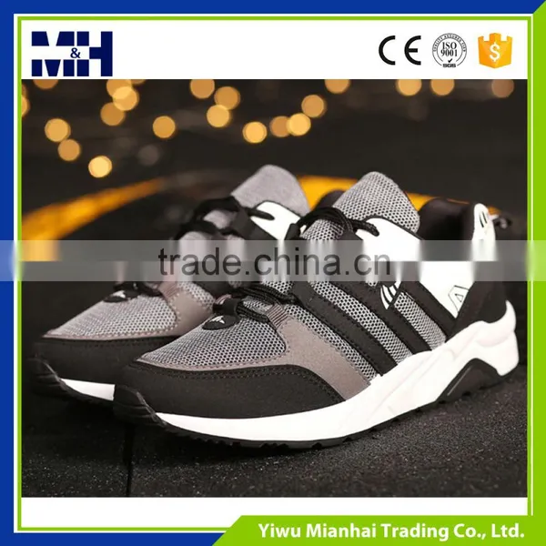 Wholesale in China #39-#44 Mesh Fabric Sports Running Shoes for Men photo-4