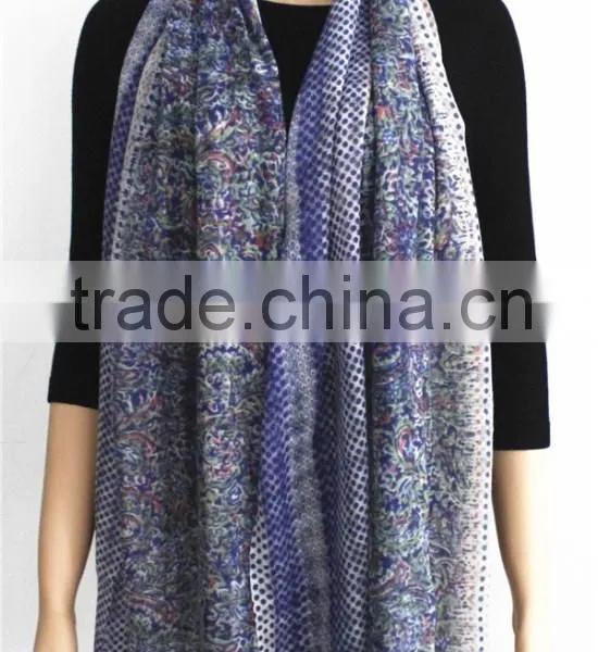 Dot and Flower Printed Wool Scarf photo-3
