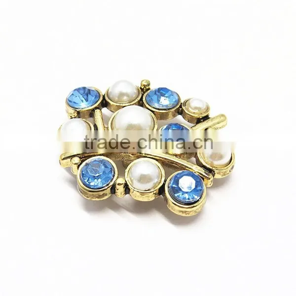 Custom Chinese Diamond Alloy Button For Garment photo-5