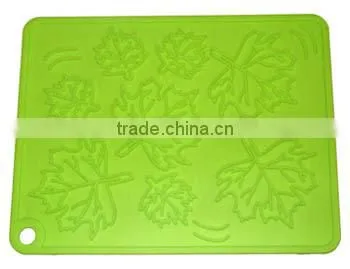 2016 Colorful Kitchen Accessories, Flexible Silicone Chopping Board With Hanging Holes photo-2